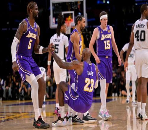 吉马良斯迎,战葡萄牙体,主场防线考,征途国际,征途国际平台,征途国际官网,征途国际模拟器在线试玩